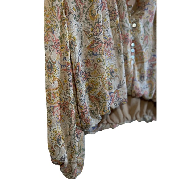 Fab’rik Women’s Beige Floral Crop Top Button Front Long Sleeve Size M - Picture 2 of 13